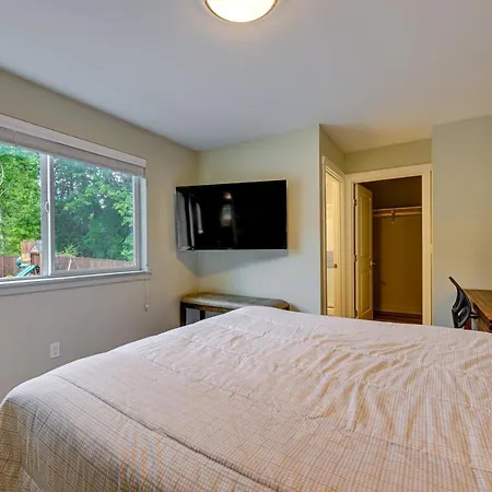 Appartement Stunning Seatac Gem With Modern Amenities!